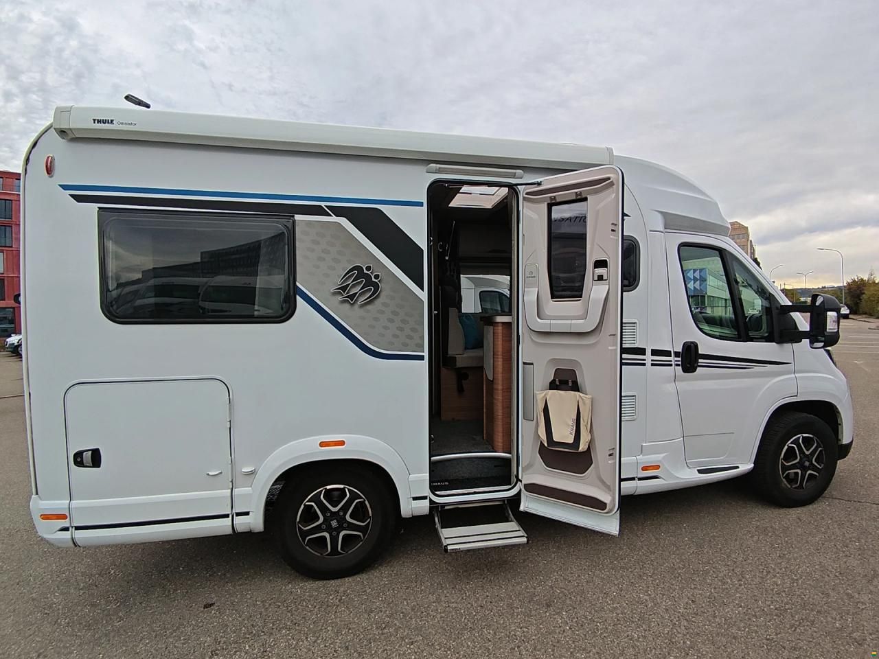 Knaus R11