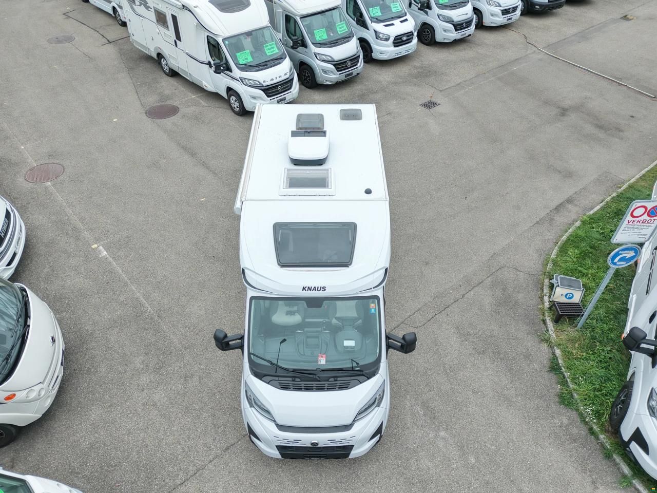Knaus R11