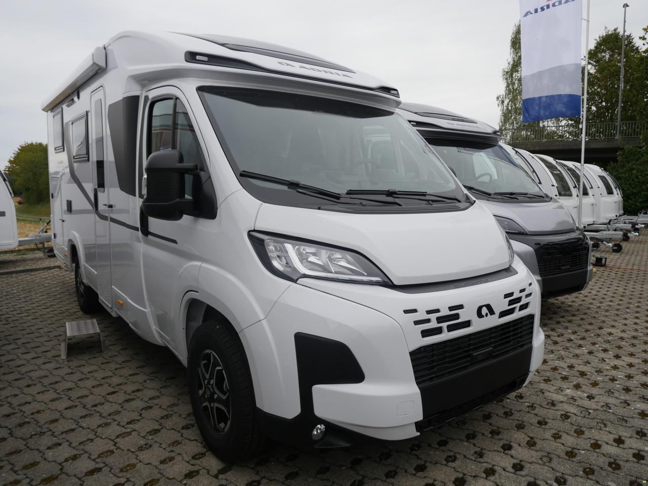 Adria Compact Select SL | 2027