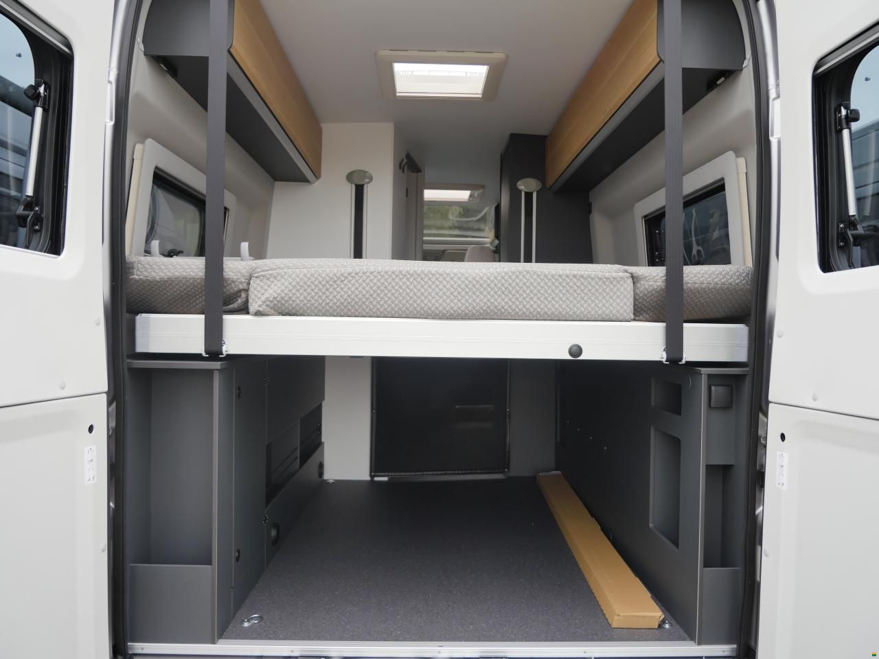 Adria Twin 640 SGX | 2027