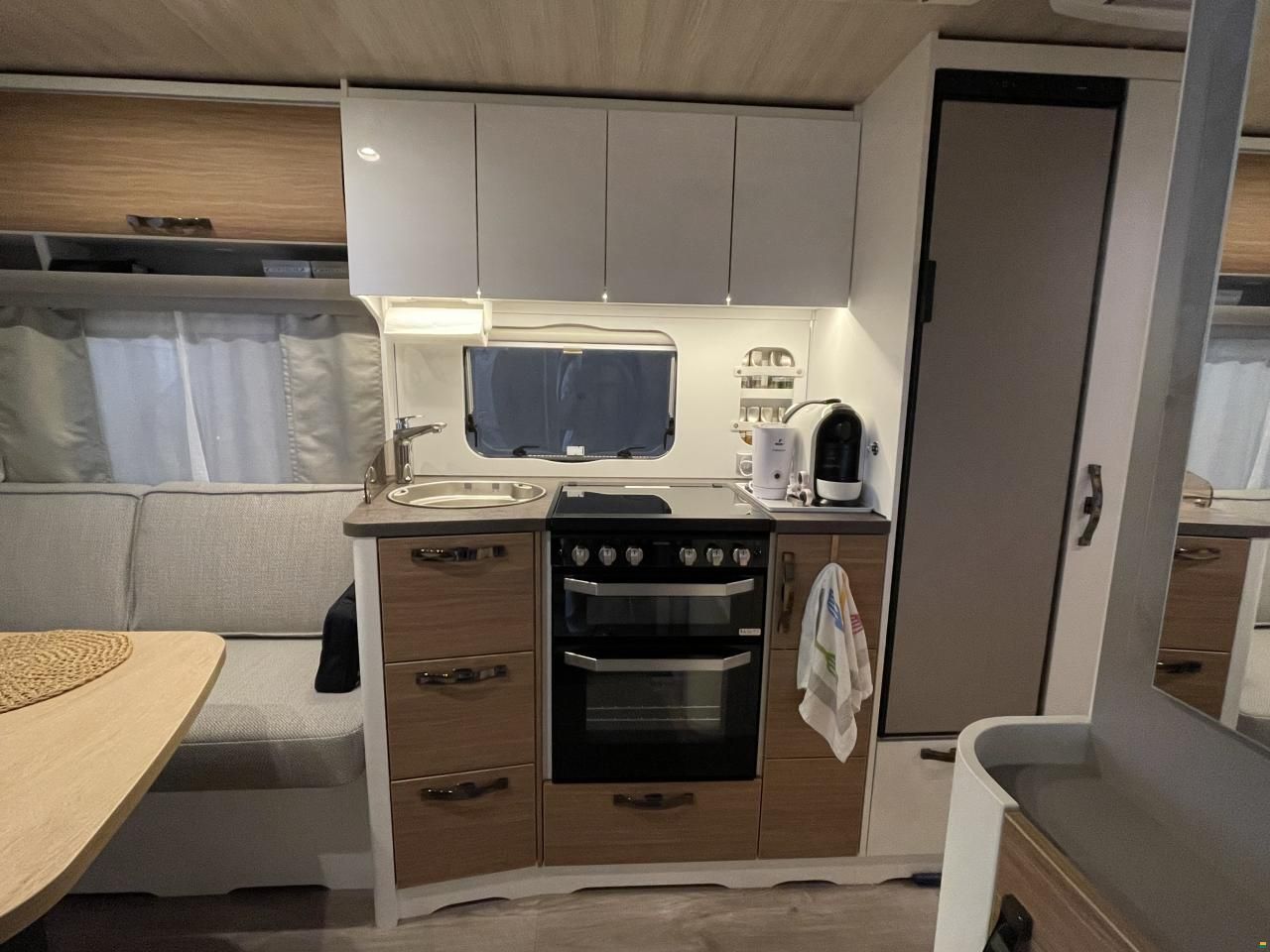 Eriba Nova 530