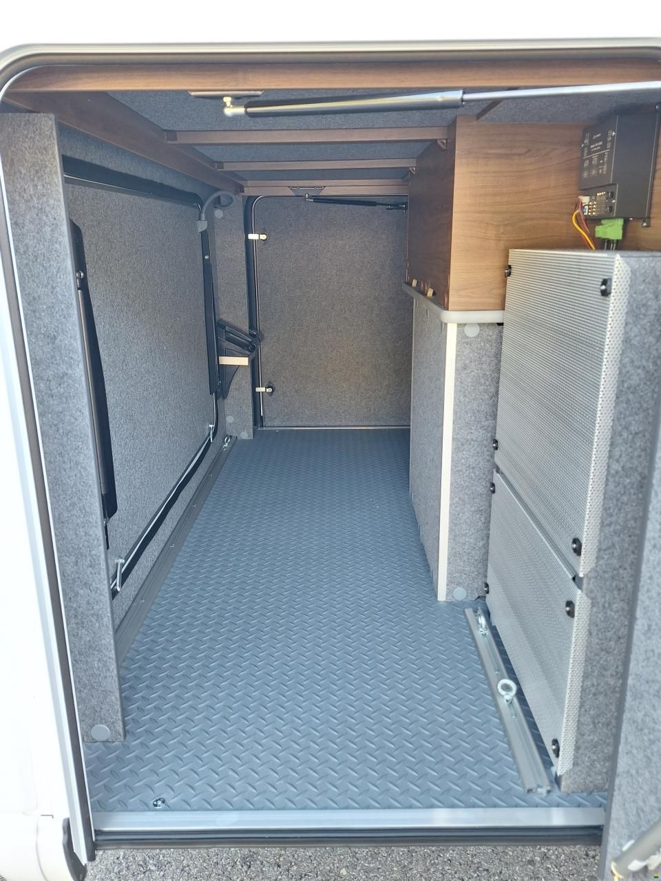Frankia F-Line Alkoven A 680 Plus 4,5 t