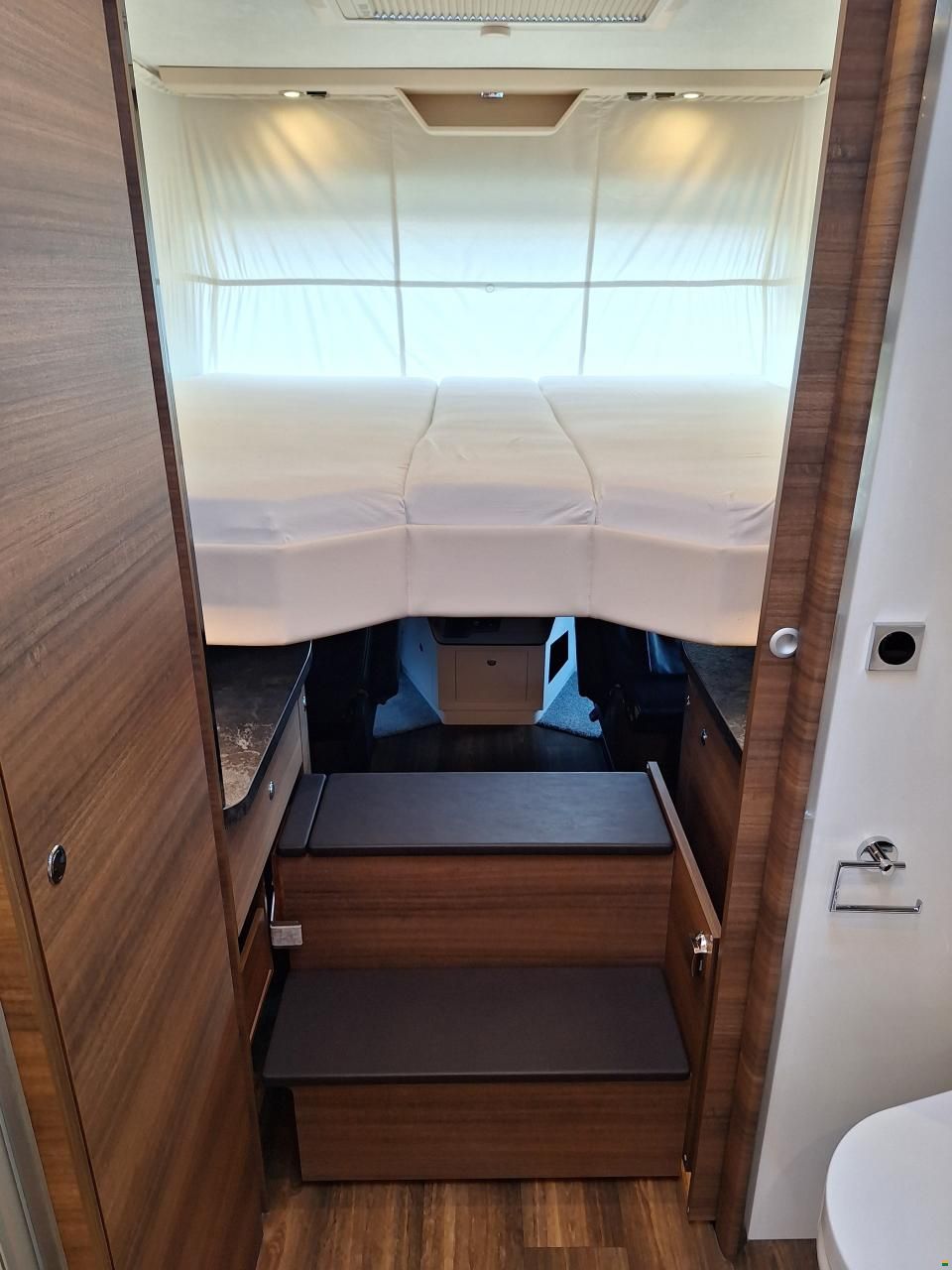 Concorde Carver 890 RLI
