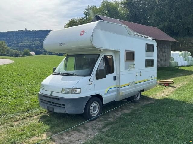B&uuml;rstner V&eacute;hicule d'habitation