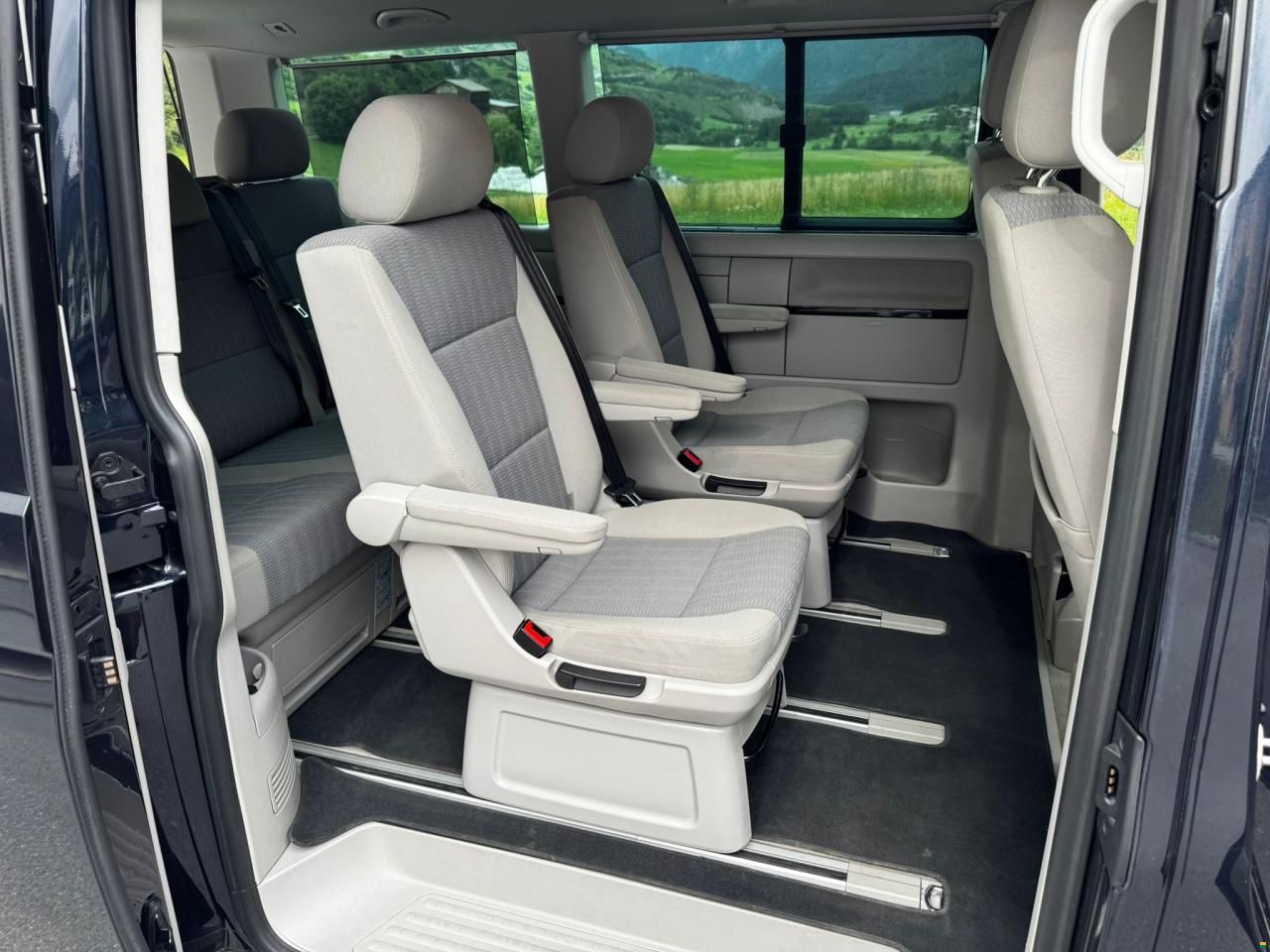 Volkswagen T6 Multivan 2.0 TDI Highline