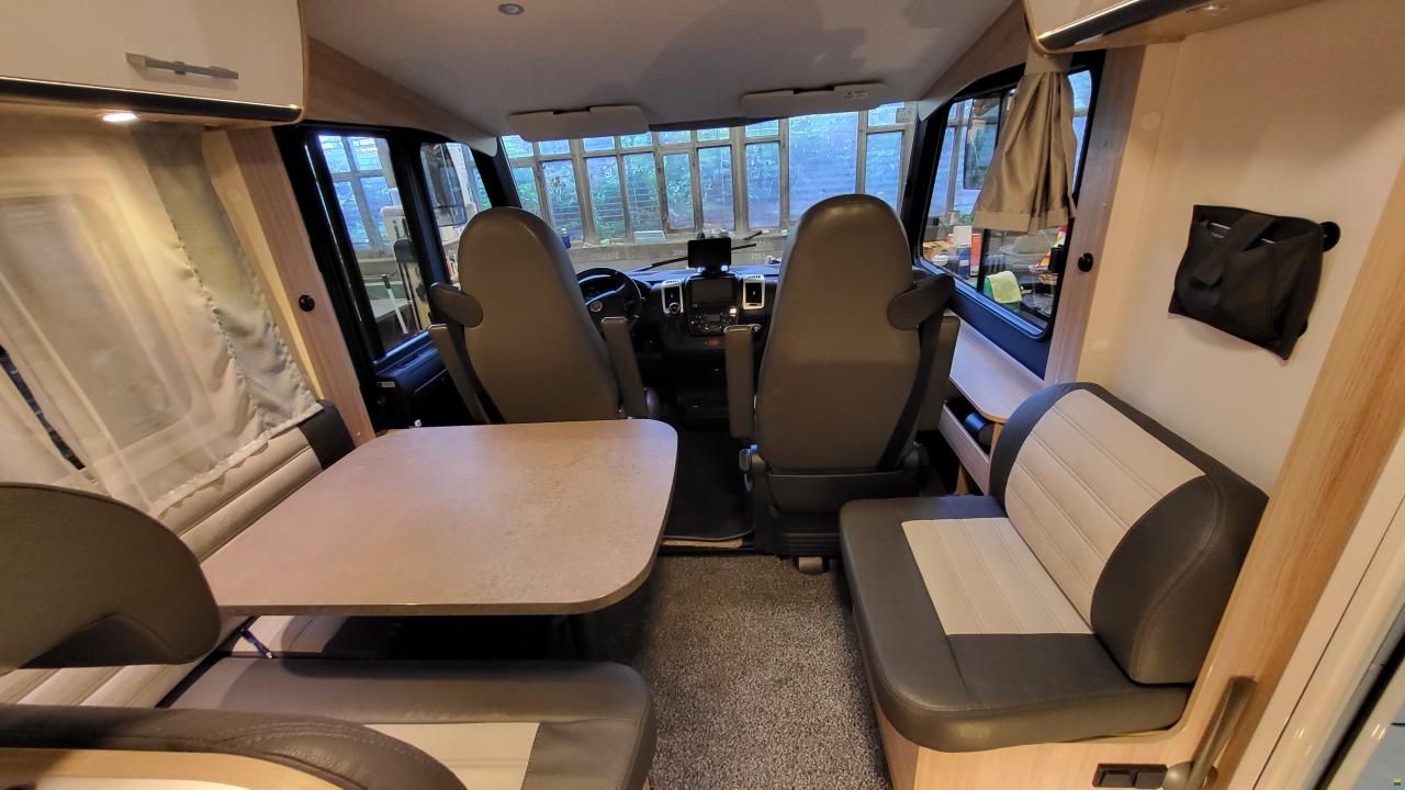 Sunlight I 68 Adventure Edition Automat