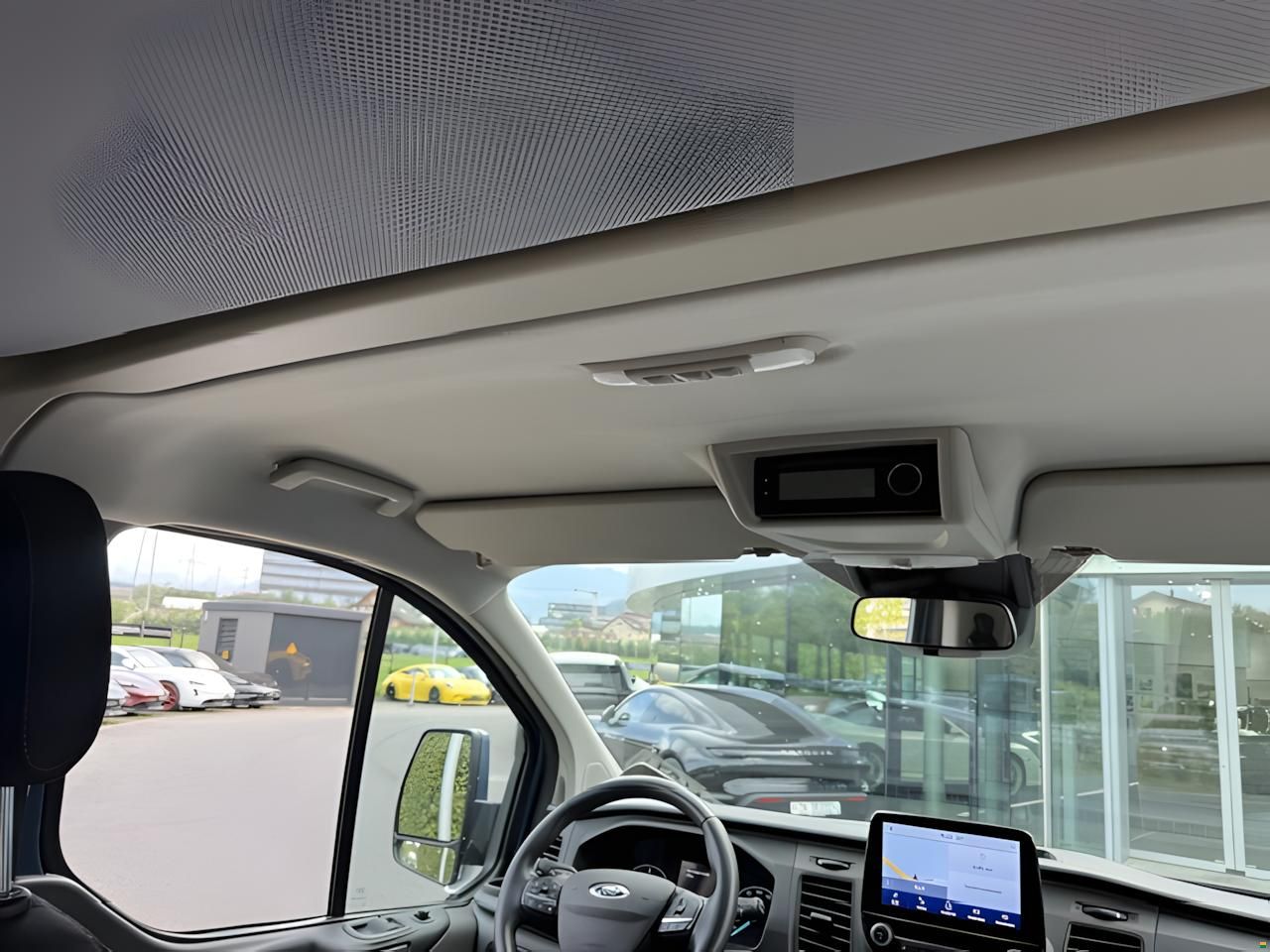 Ford Transit C Nugget 320L1