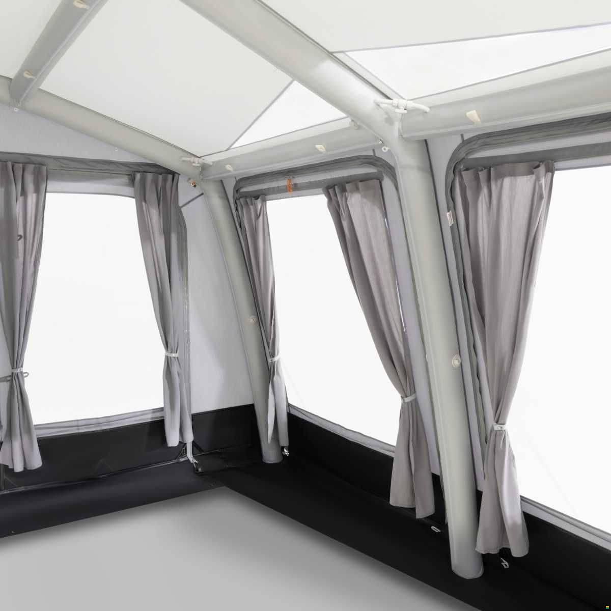 Knaus Südwind 540UE Black Selection