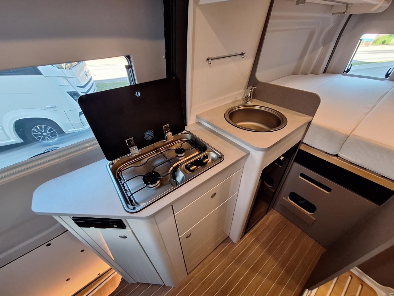 Etrusco Campervan Ford CV 600 DF 4x4