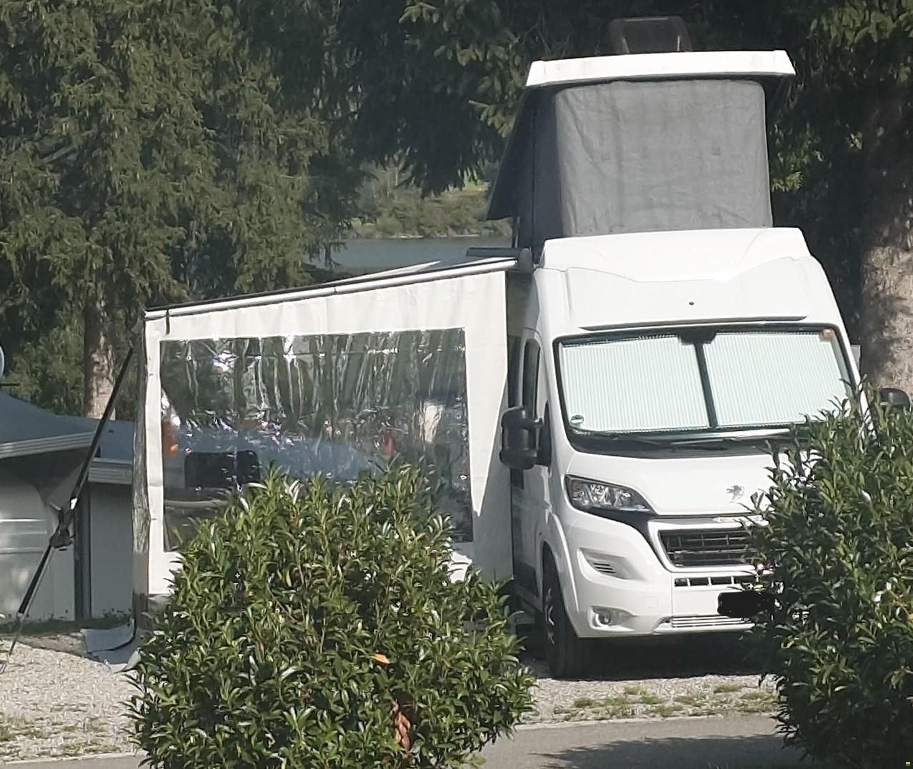 Weinsberg R47 (CaraBus 540 MQ)