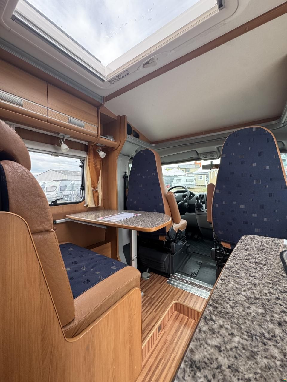 Dethleffs Globebus T15