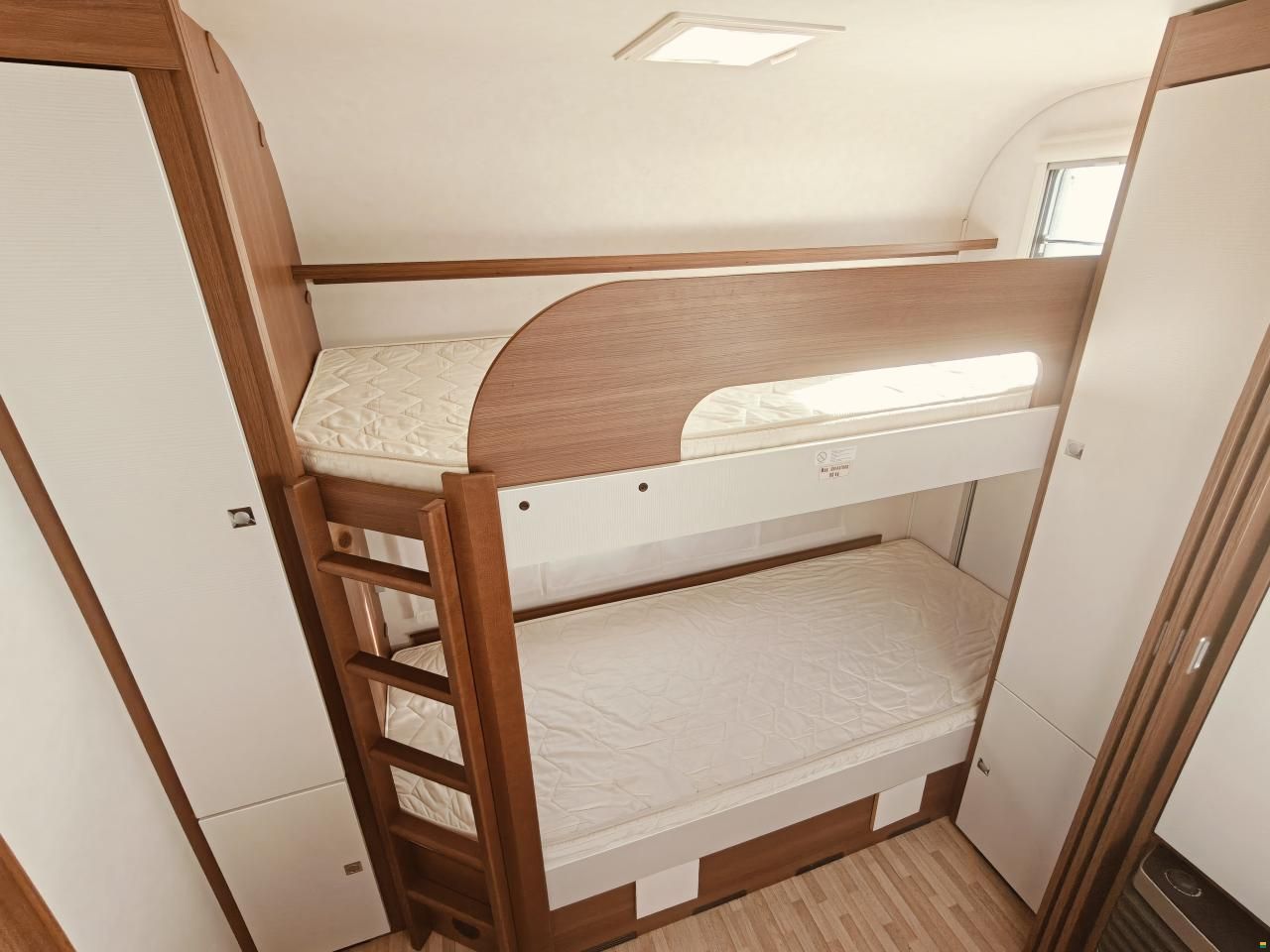 LMC VIVO 522 K - Stockbett