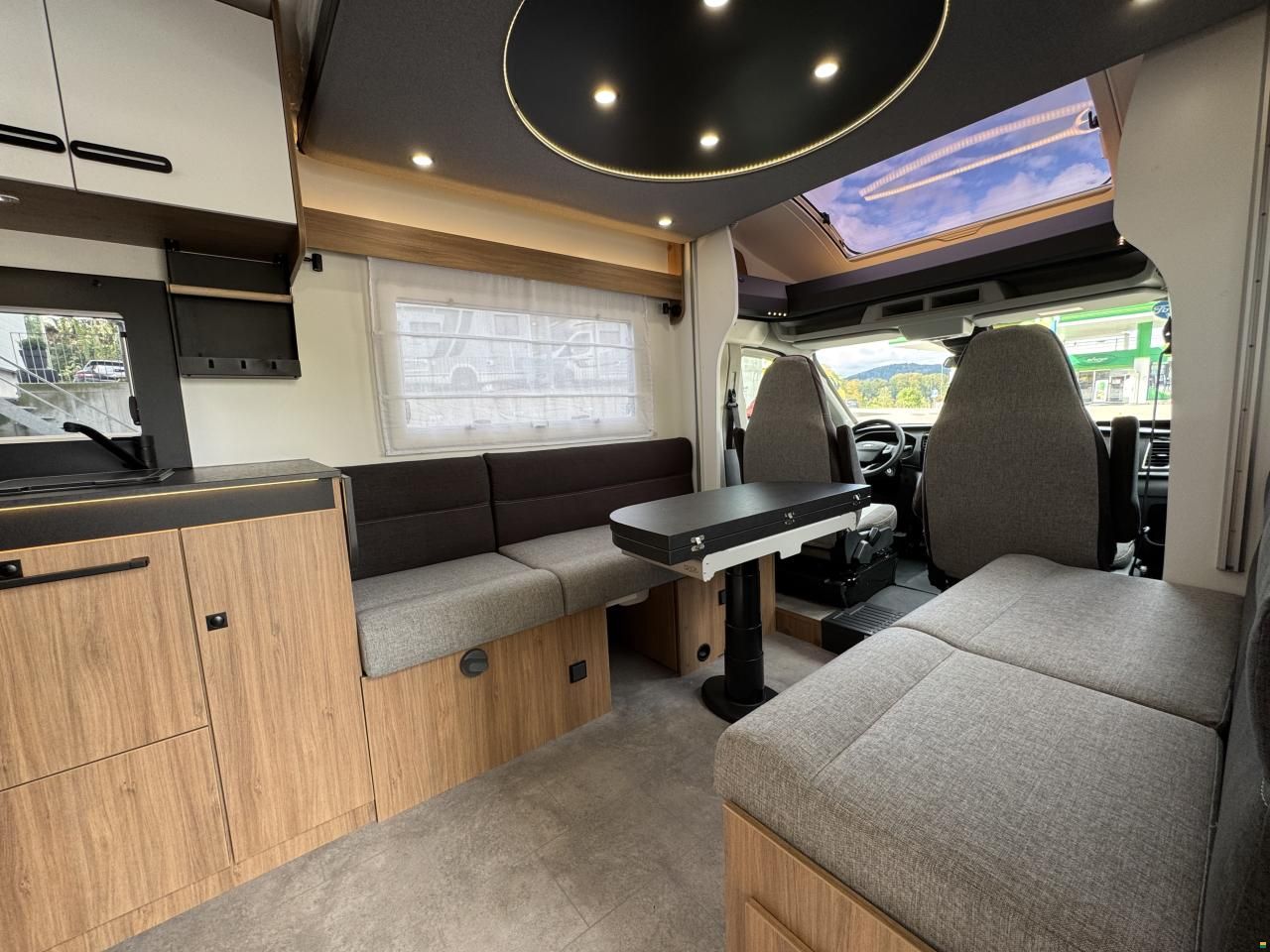 Challenger 260 Graphite Edition