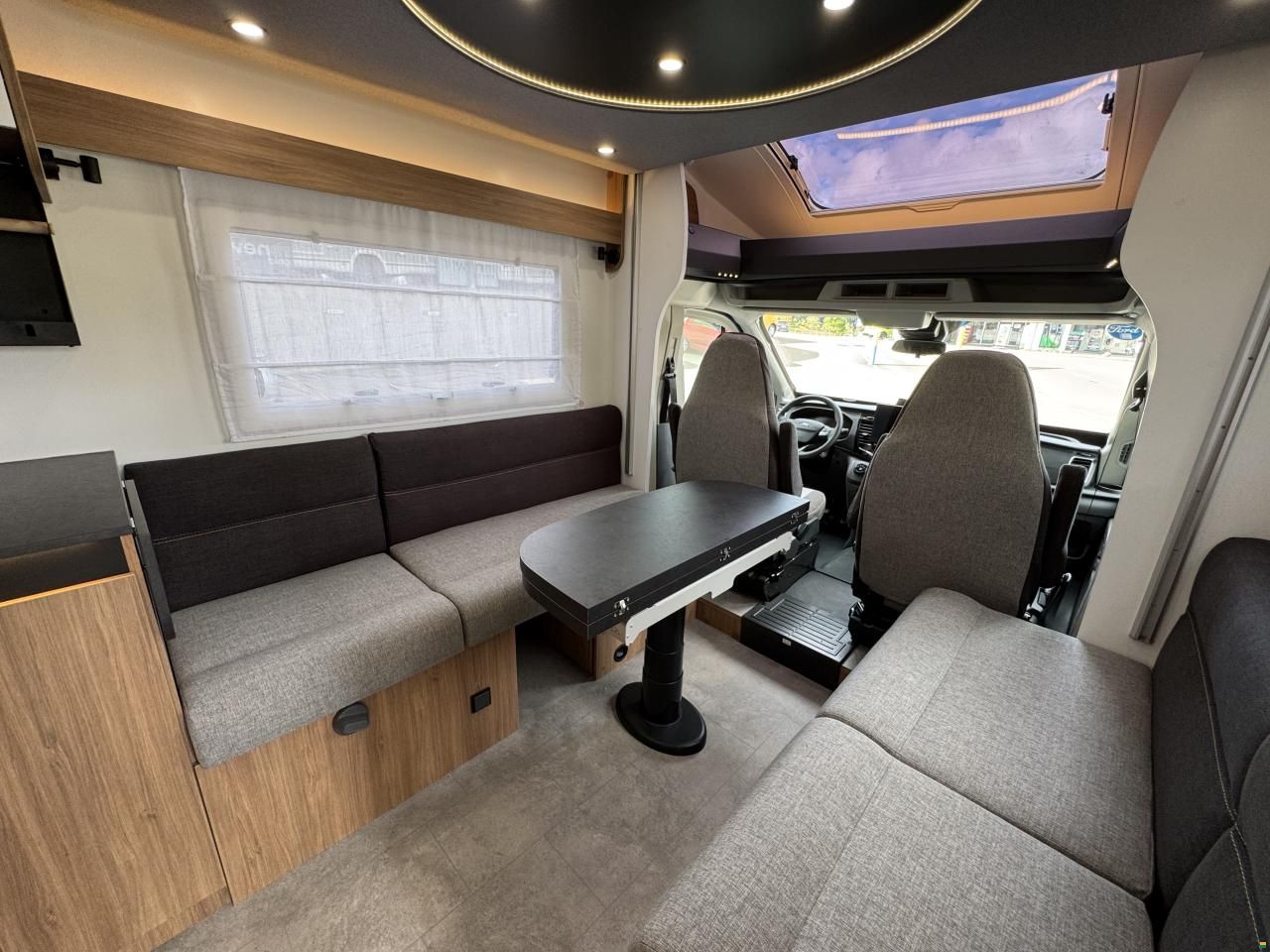 Challenger 260 Graphite Edition