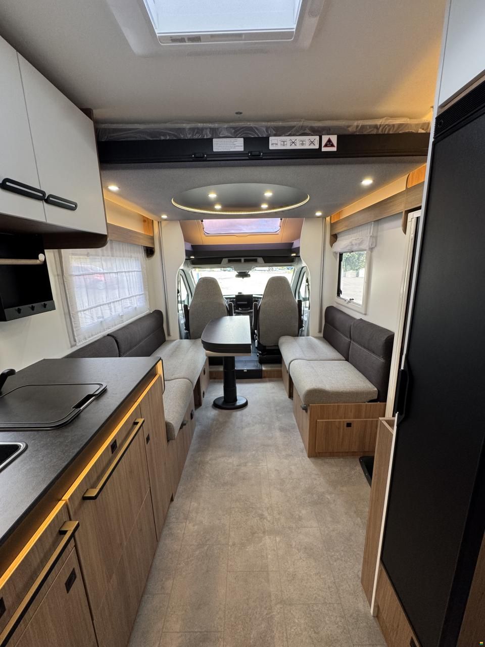 Challenger 260 Graphite Edition