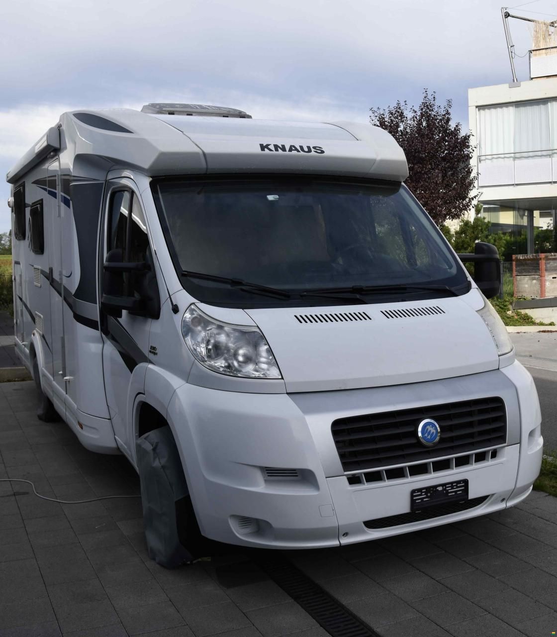 Knaus Sky TI 650 MEG