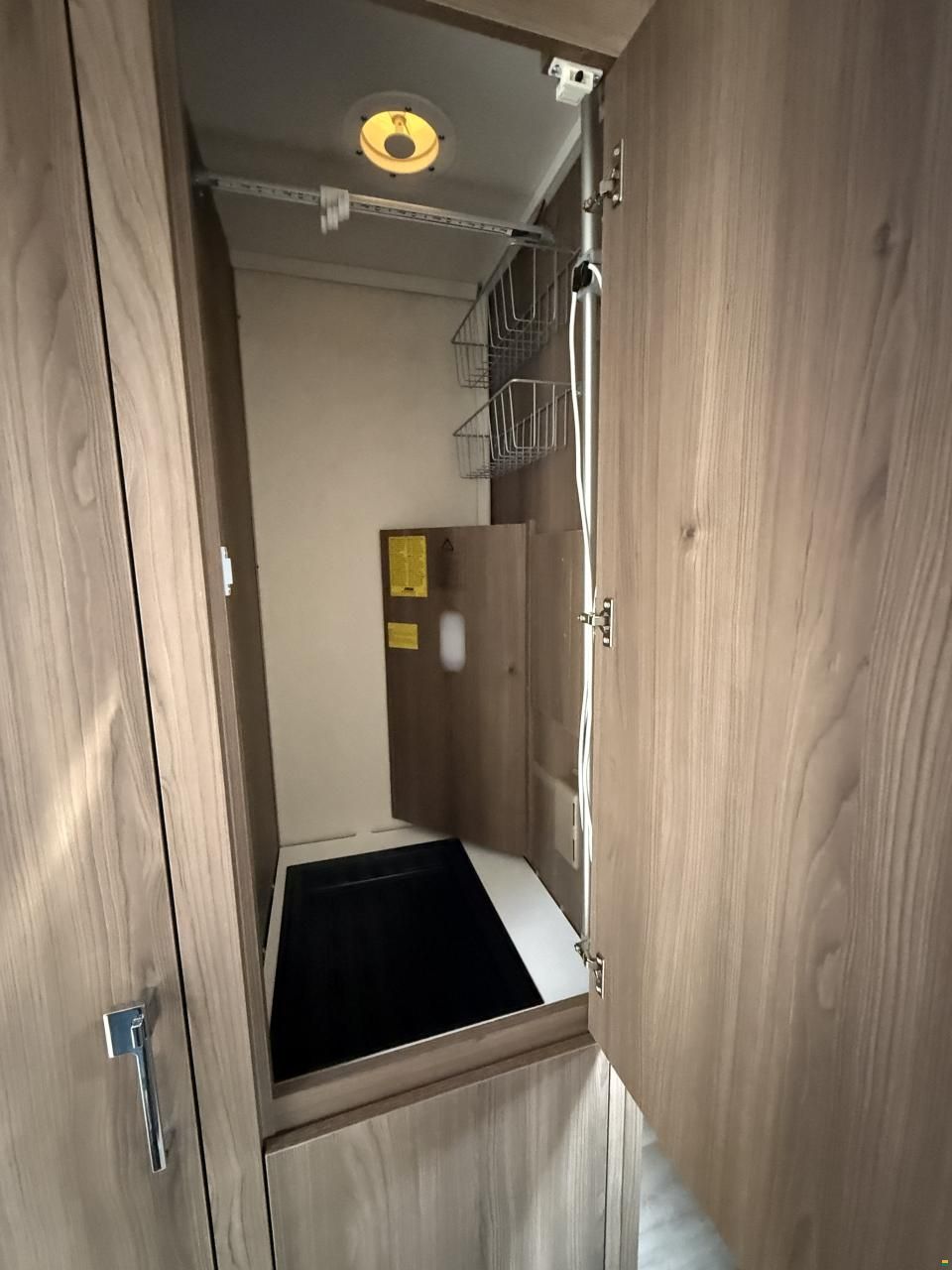 Kabe Royal GLE KS