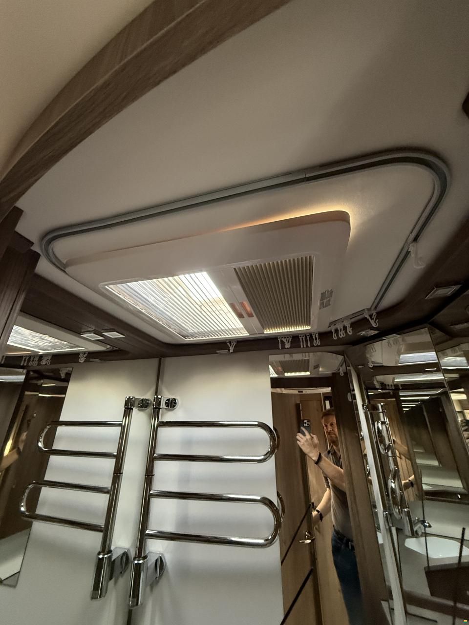 Kabe Royal GLE KS