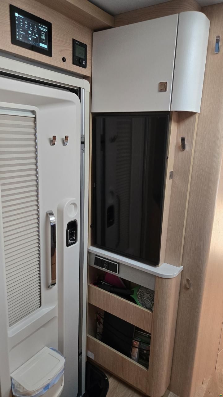 Hymer BMC 600 I white line édition