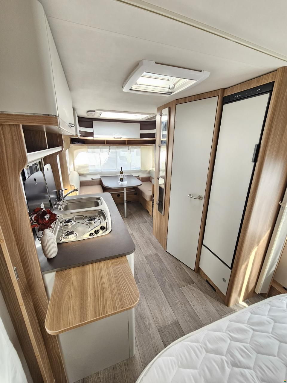 Bürstner Premio 490TS mit Queensbett, Mover!