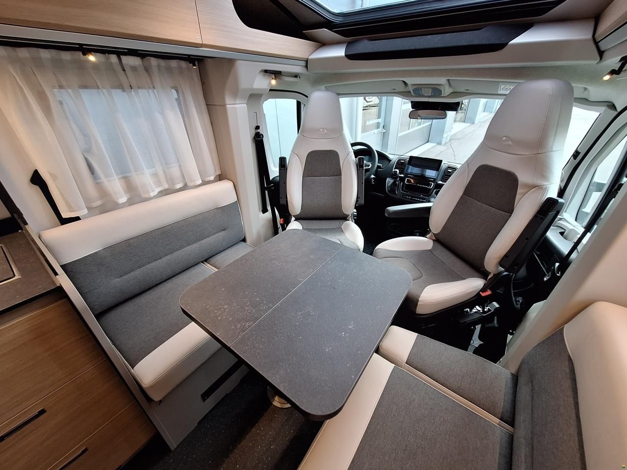 Adria Compact Select DL