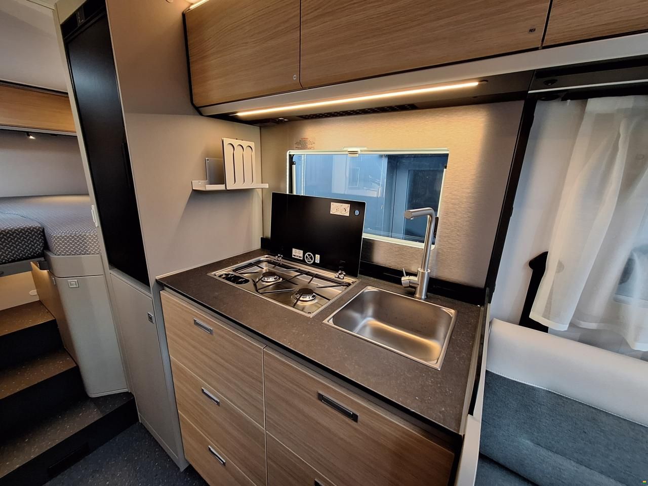 Adria Compact Select DL