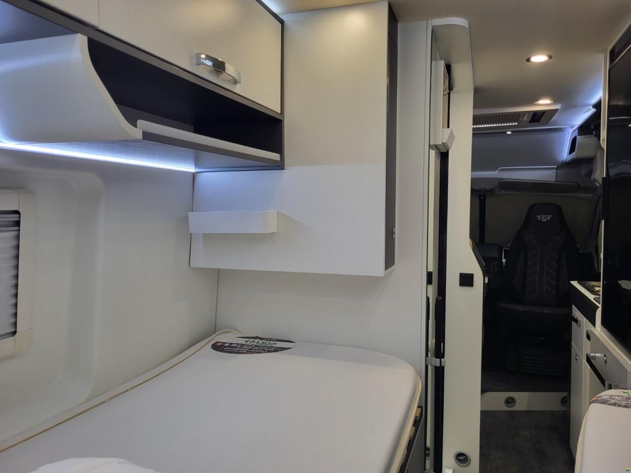Pilote 630 J Premium