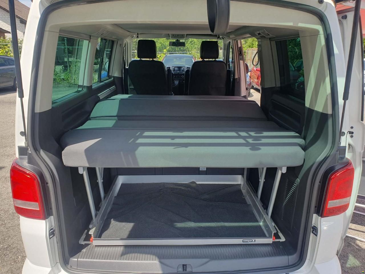 Volkswagen T5 California Beach BMT