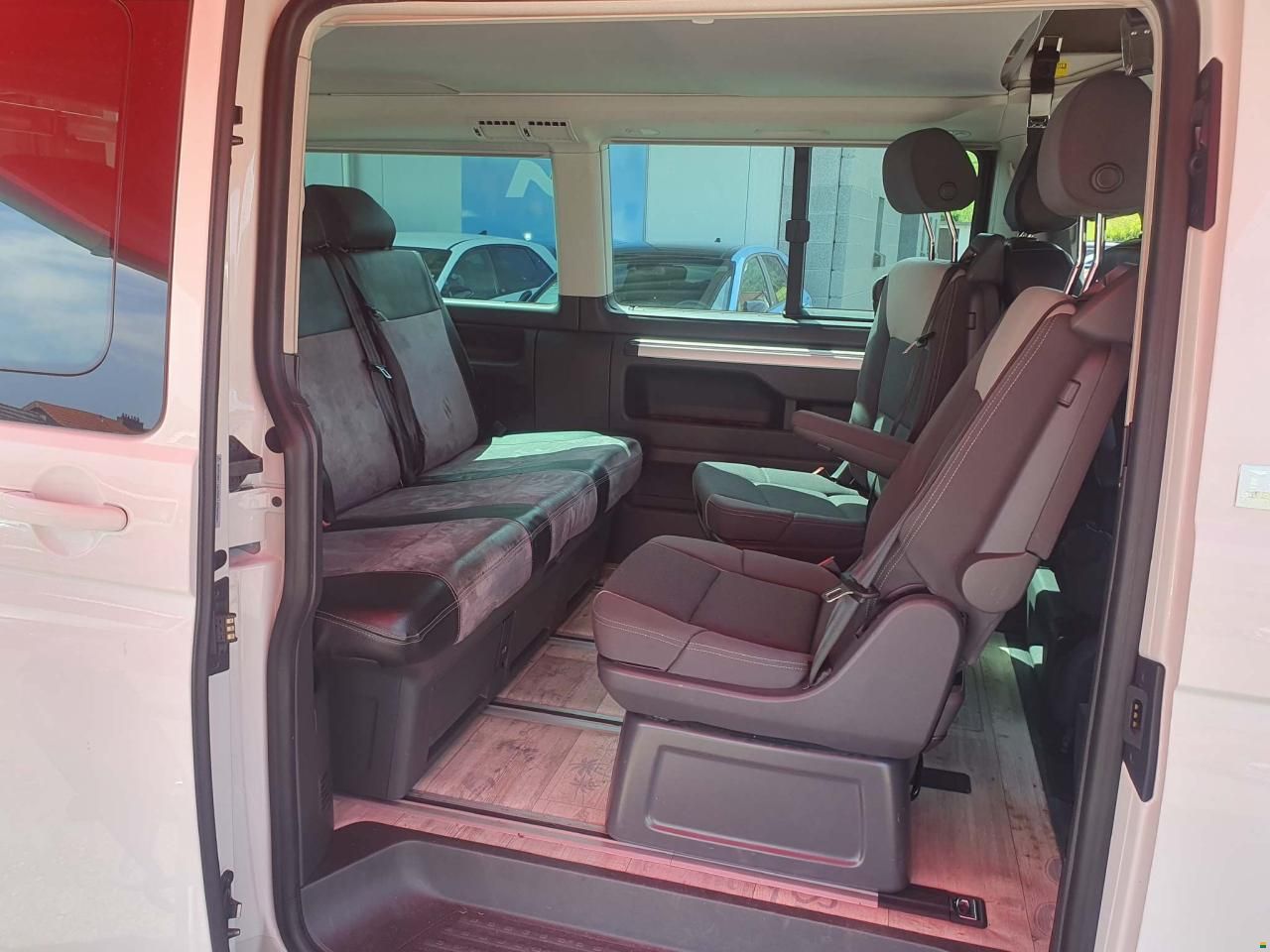Volkswagen T5 California Beach BMT