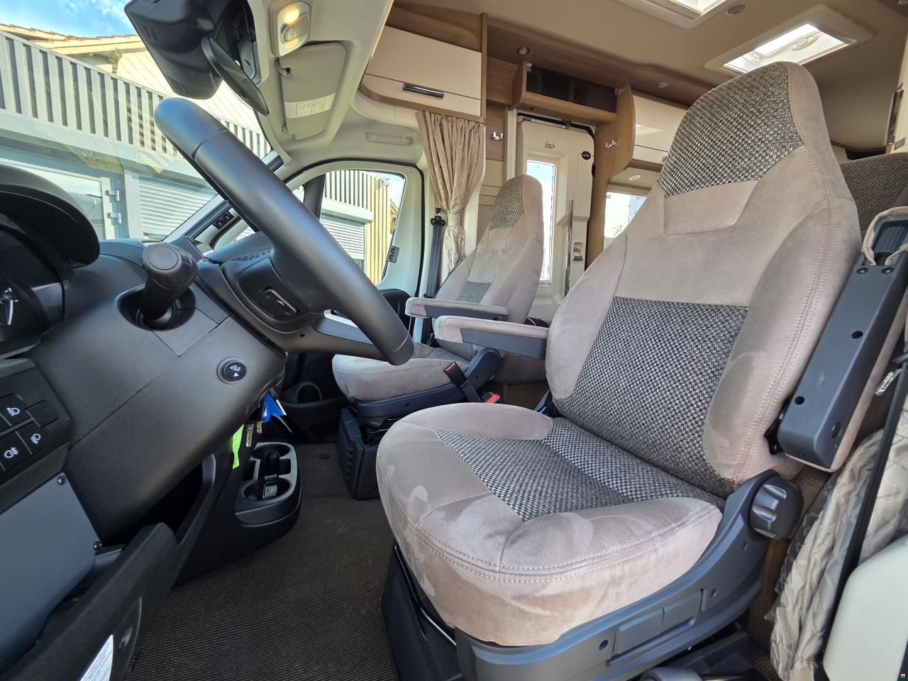 Carthago C-Tourer T143 LE