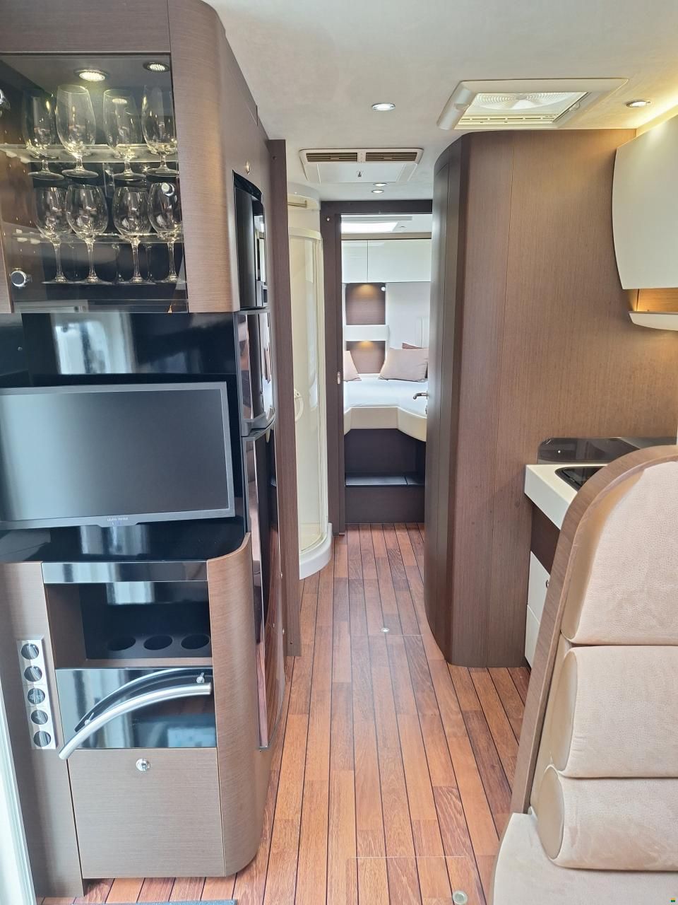 Concorde Cruiser 894 L