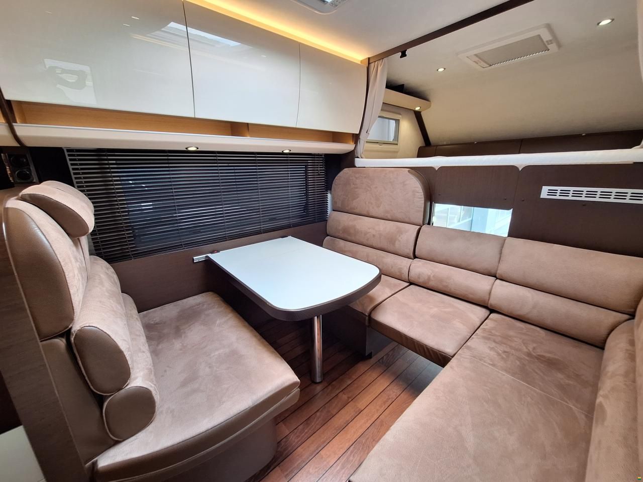 Concorde Cruiser 894 L
