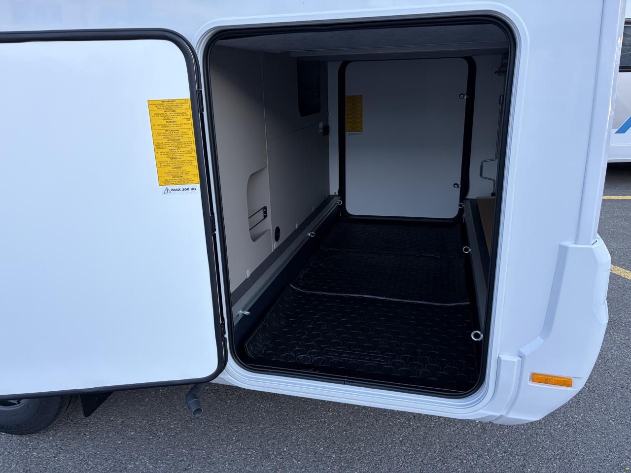 Adria Compact Select DL