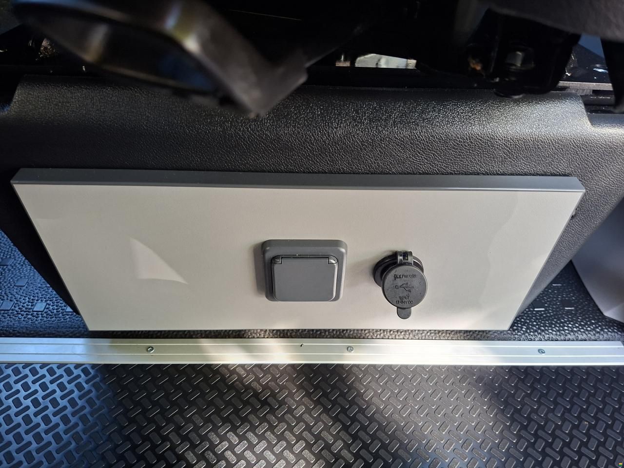 Volkswagen AUTOMAT MAREMONTI COMFORT CAMPER 5SITZE