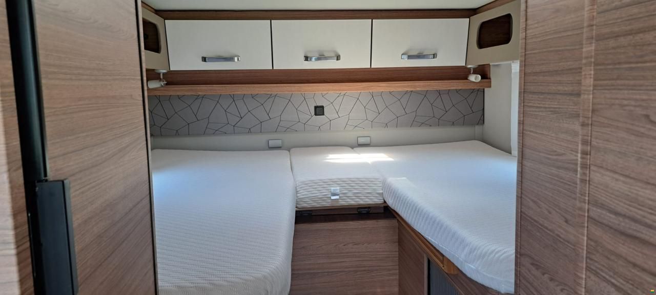 Weinsberg Cara Compact Suite 640 MEG Pepper