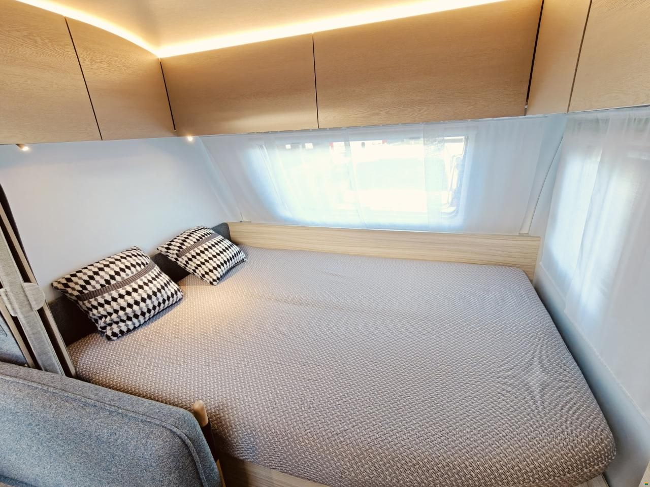 Adria Altea 552 PK - 3x Etagenbett