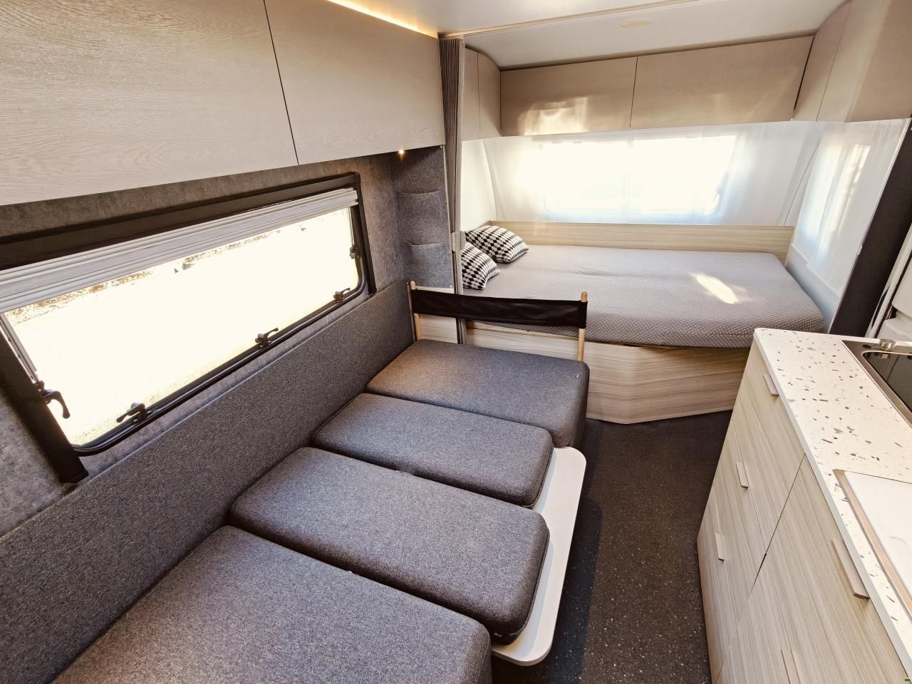 Adria Altea 552 PK - 3x Etagenbett