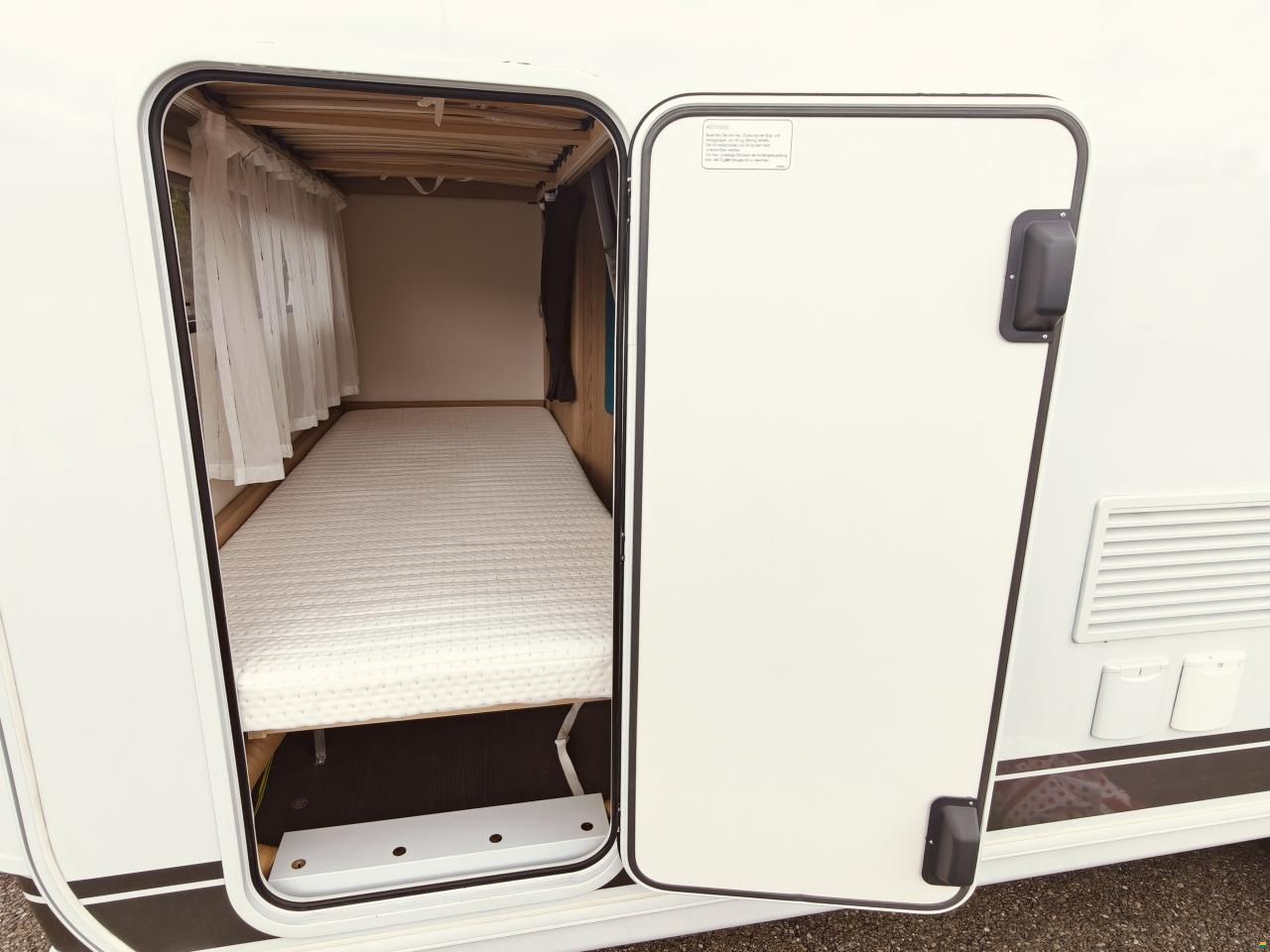 Dethleffs Aero 500 QSK - Stockbett