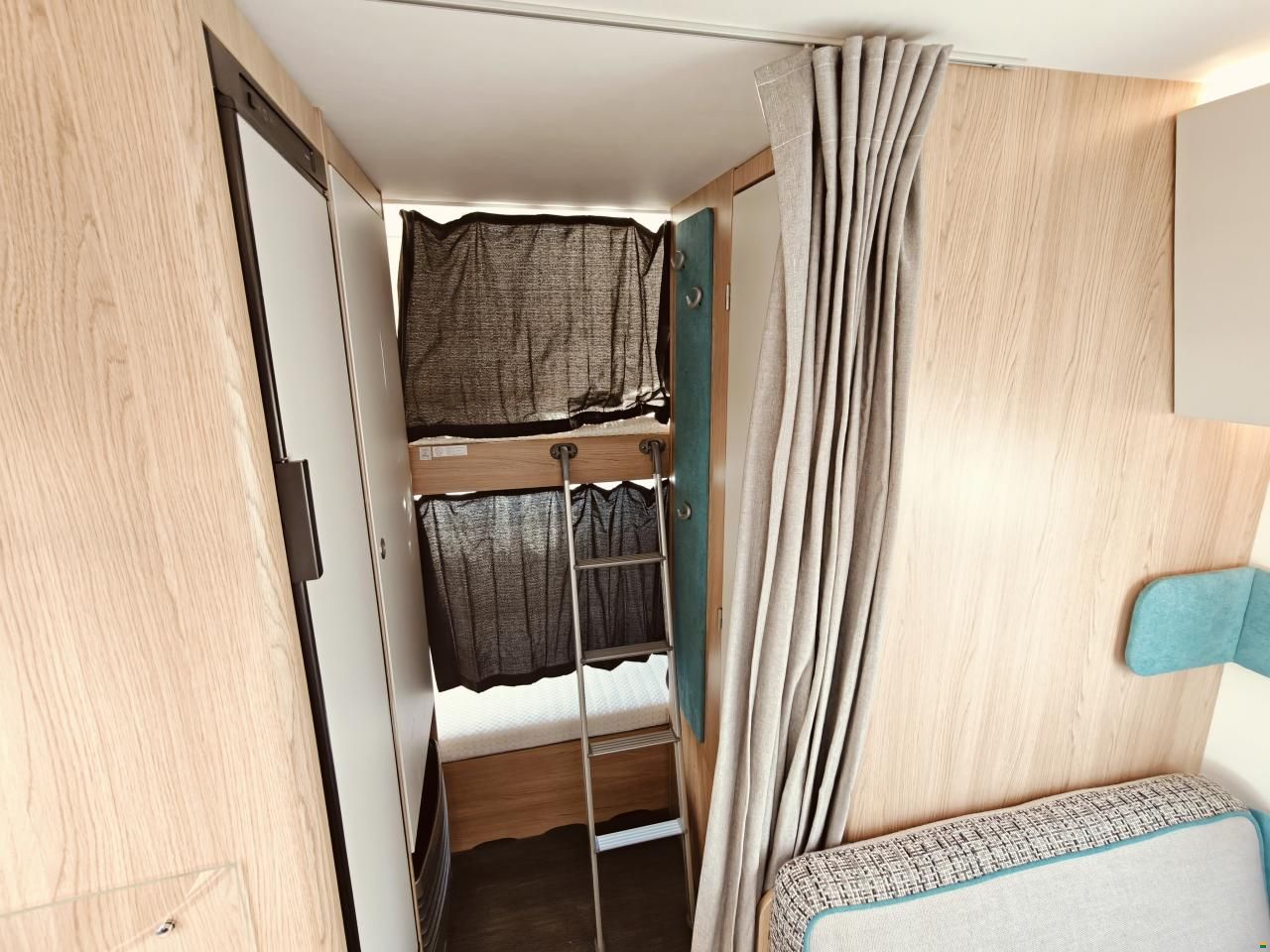 Dethleffs Aero 500 QSK - Stockbett