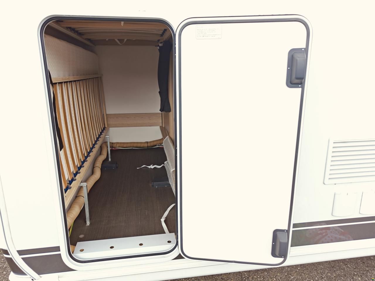 Dethleffs Aero 500 QSK - Stockbett