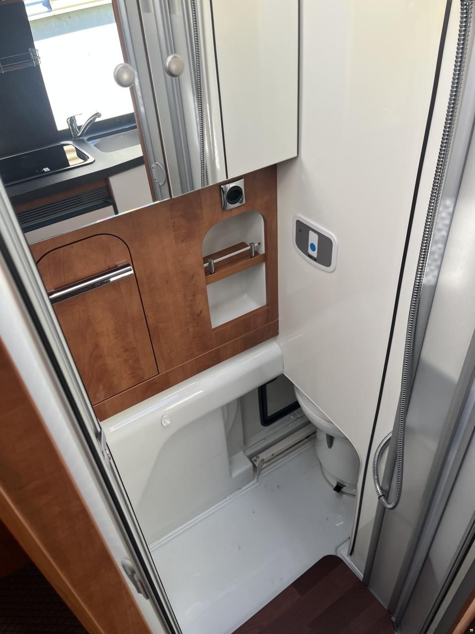 Malibu Van 600LE