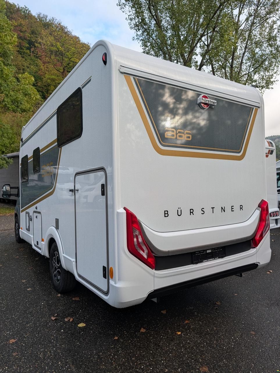 B&uuml;rstner B66 690 TD