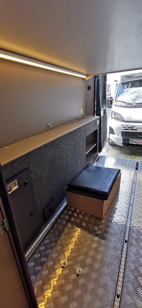 Weinsberg CaraBus Grey 630 MEG OUTLAW Editio Fire