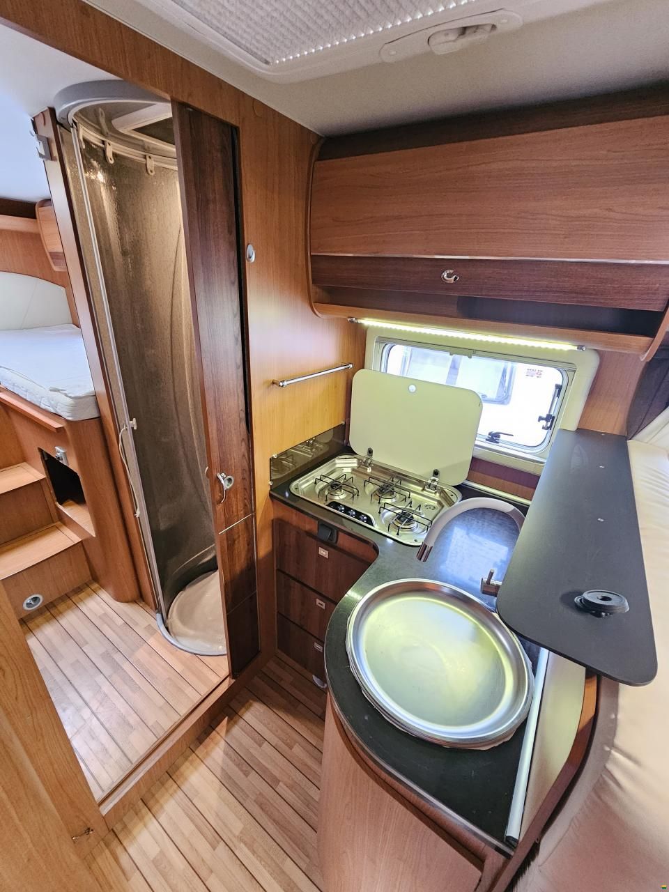 Giottiline T37 mit Einzelbett, Hubbett!