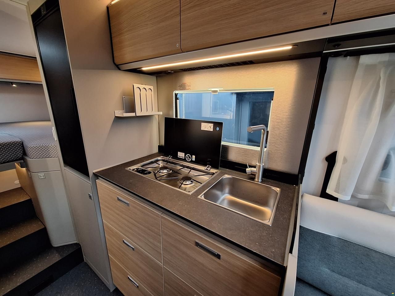 Adria Compact Select DL