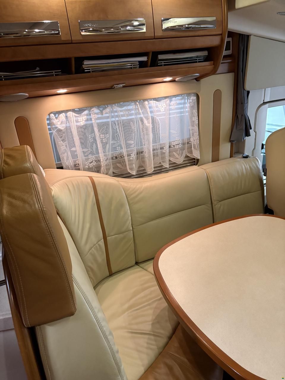 Carthago Iveco High-Liner 59