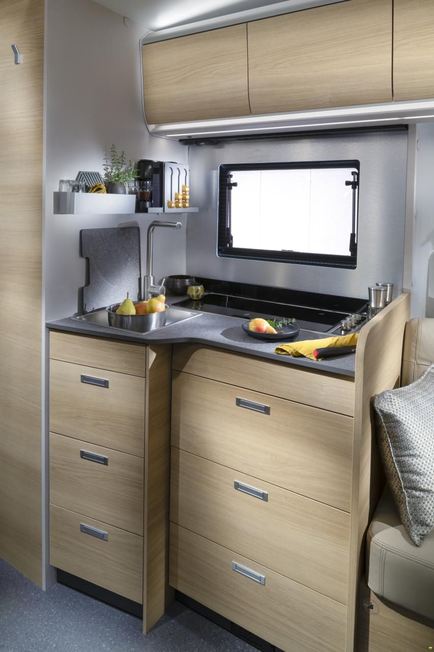 Adria Coral Select 650 DL
