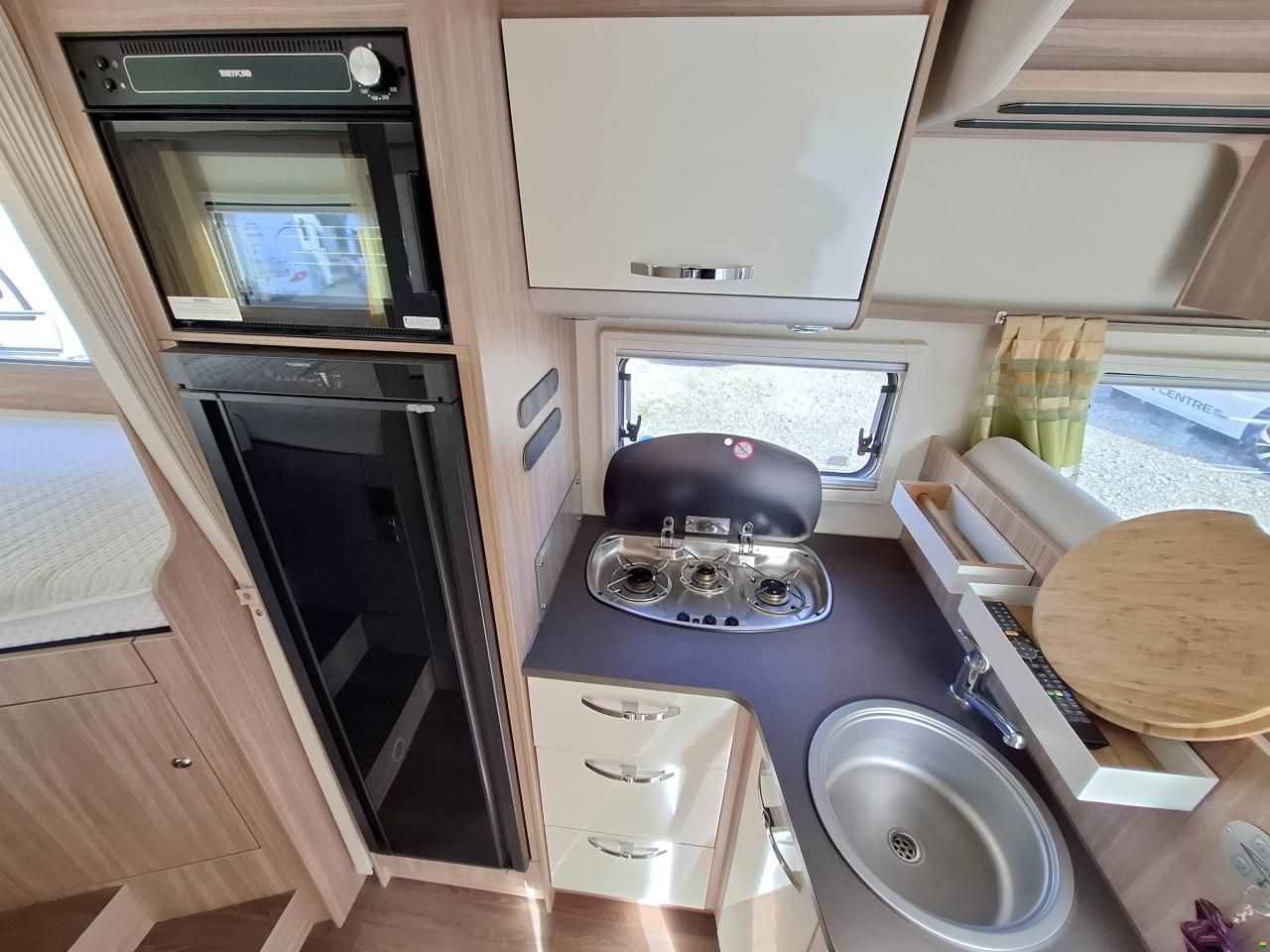 B&uuml;rstner Ixeo I 726 G