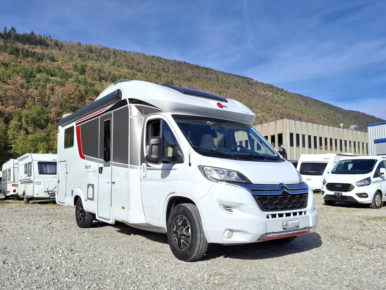 B&uuml;rstner Ixeo I 726 G