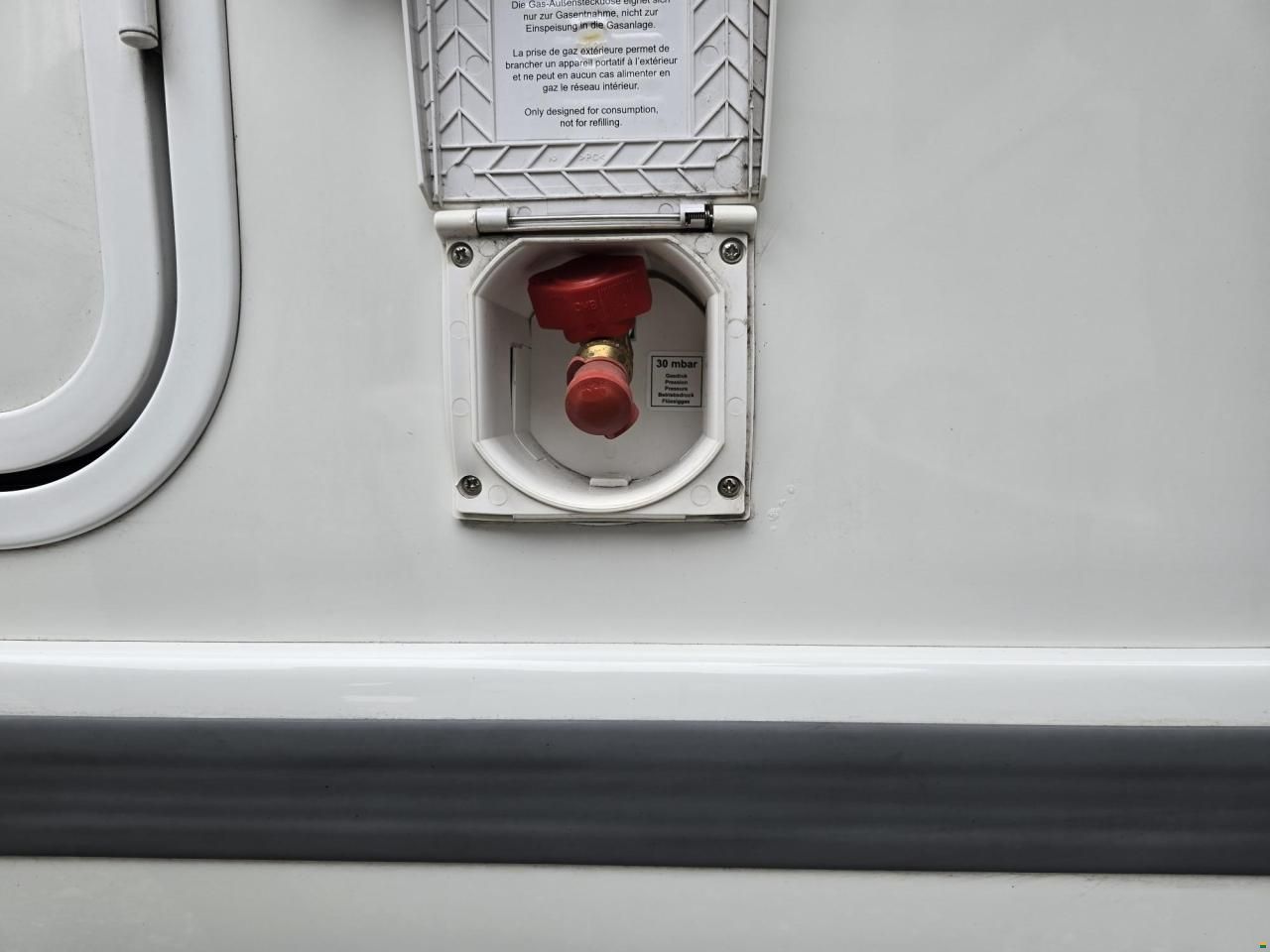 Challenger 367 GA PREMIUM 2.0 TDCI AUTOMAT